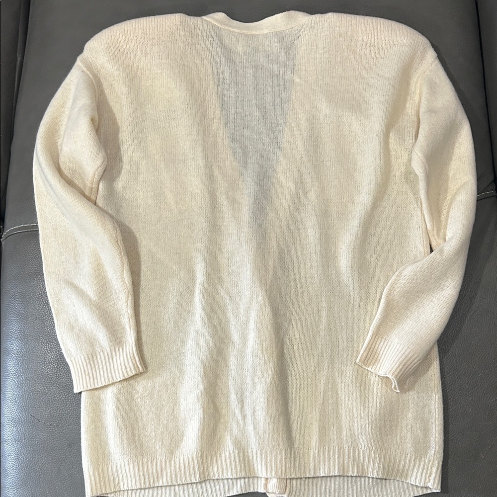 Crescendo Vintage 80s/90s Hong Kong Elegant Cream Cardigan Sweater EUVC - Picture 6 of 7